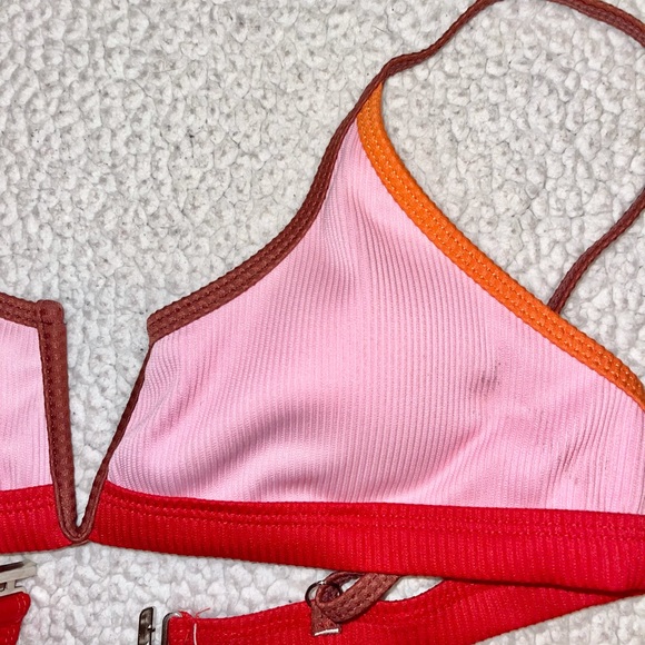 Ribbed Tri-Colored Bikini - Picture 3 of 5